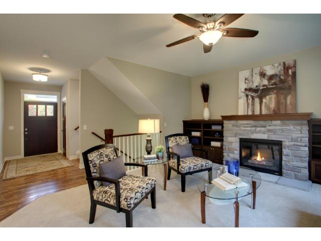 18545 Azure Rd, Wayzata, MN 55391 photo 3