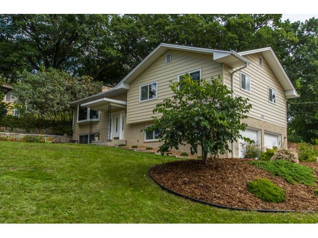 5438 Bald Eagle Blvd E, Saint Paul, MN 55110 photo 1