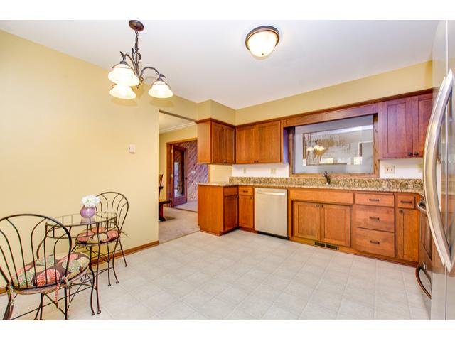 5438 Bald Eagle Blvd E, Saint Paul, MN 55110 photo 5