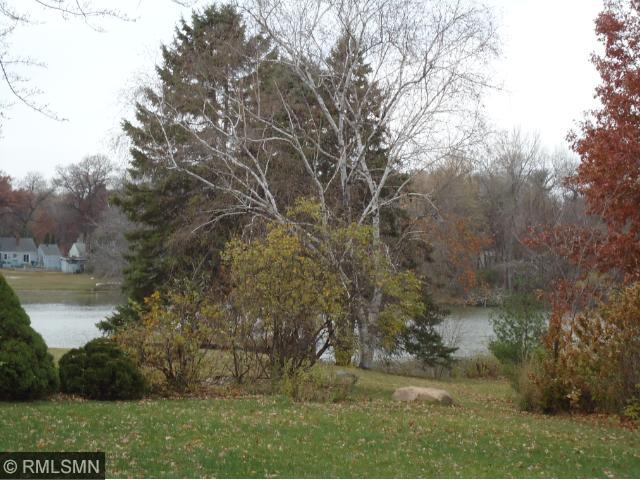 2075 Greenbrier St N, Saint Paul, MN 55117 photo 8