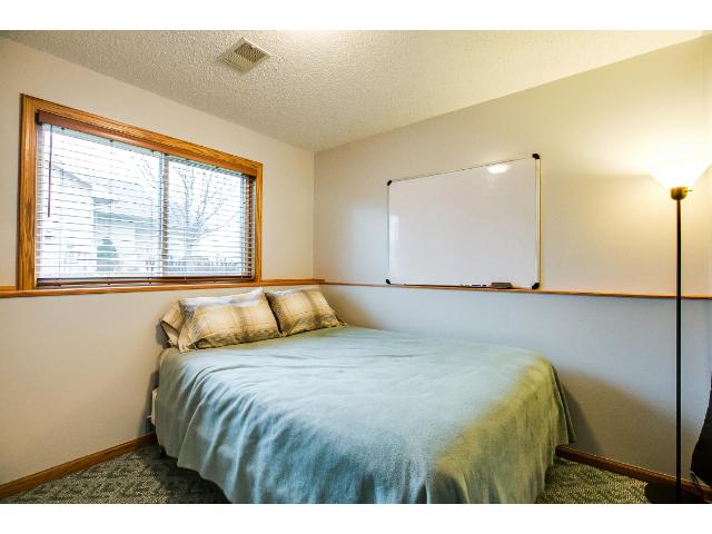975 Northview Park Rd, Eagan, MN 55123 photo 14