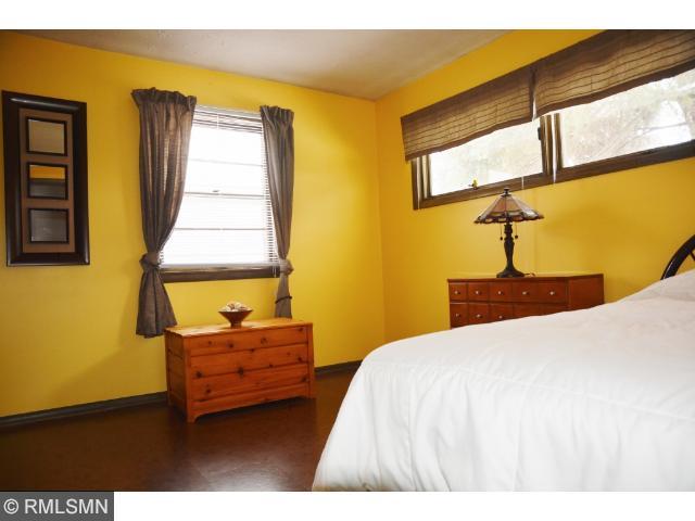 518 Wheeler Dr, Excelsior, MN 55331 photo 8