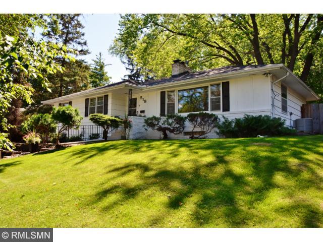 518 Wheeler Dr, Excelsior, MN 55331 photo 2