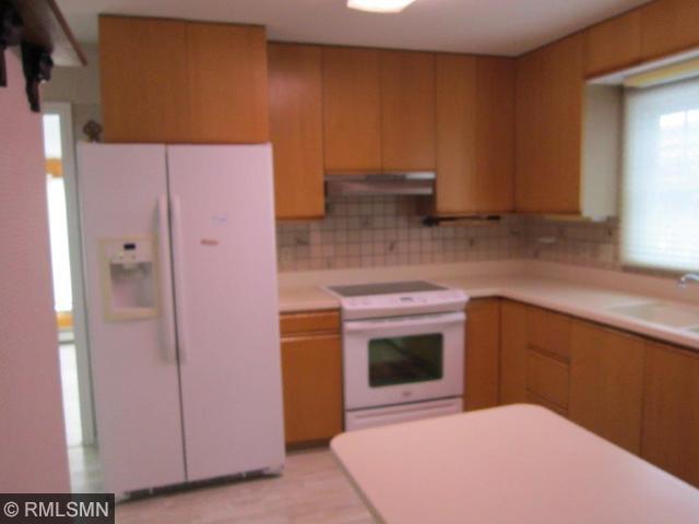 402 Bluff Ave, Brainerd, MN 56401 photo 2