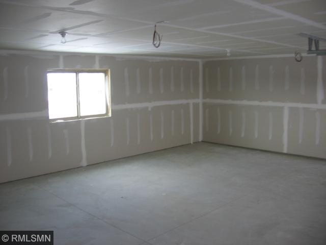 1609 Pinecone Ln, Mayer, MN 55360 photo 8