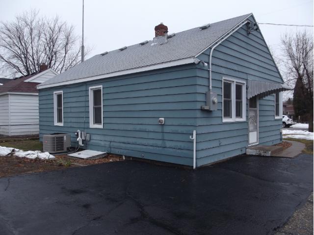 317 27th Ave N, Saint Cloud, MN 56303 photo 3