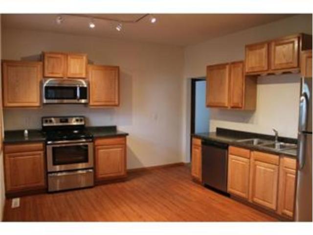 115 5th Ave S, Cold Spring, MN 56320 photo 2