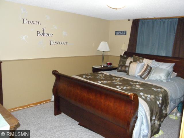 9407 Hillside Dr, Champlin, MN 55316 photo 11