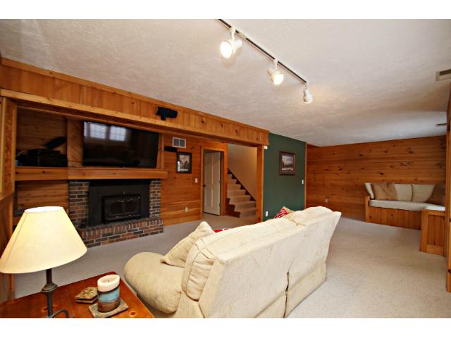8701 Walton Oaks Dr, Minneapolis, MN 55438 photo 14
