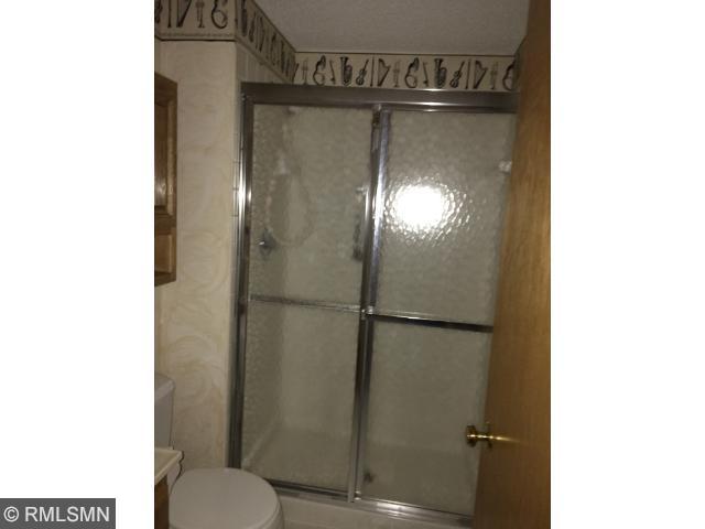 8024 W 111th St, Bloomington, MN 55438 photo 12