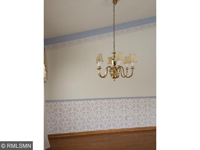 8024 W 111th St, Bloomington, MN 55438 photo 4