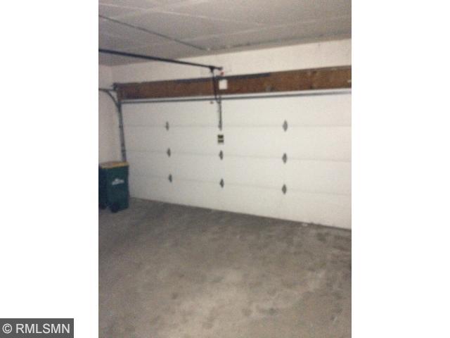 8024 W 111th St, Bloomington, MN 55438 photo 7