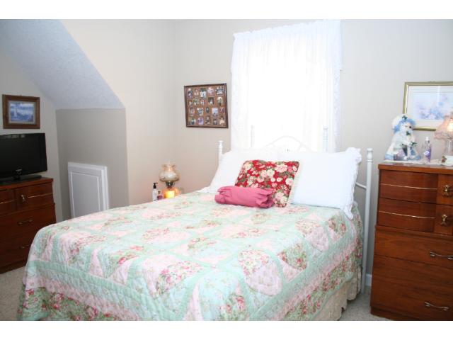 39 Spring St, Kenyon, MN 55946 photo 8