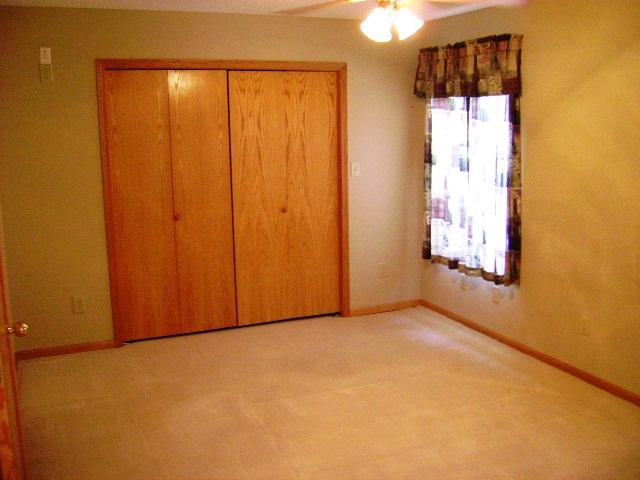 100 Firebarn Rd, Circle Pines, MN 55014 photo 6
