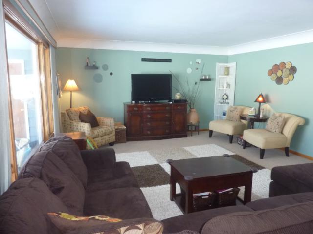 1206 E 13th St, Glencoe, MN 55336 photo 3