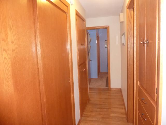 1206 E 13th St, Glencoe, MN 55336 photo 9