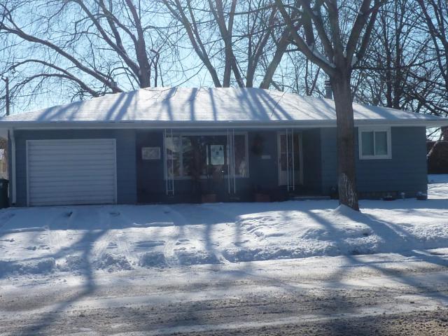 1206 E 13th St, Glencoe, MN 55336 photo 1