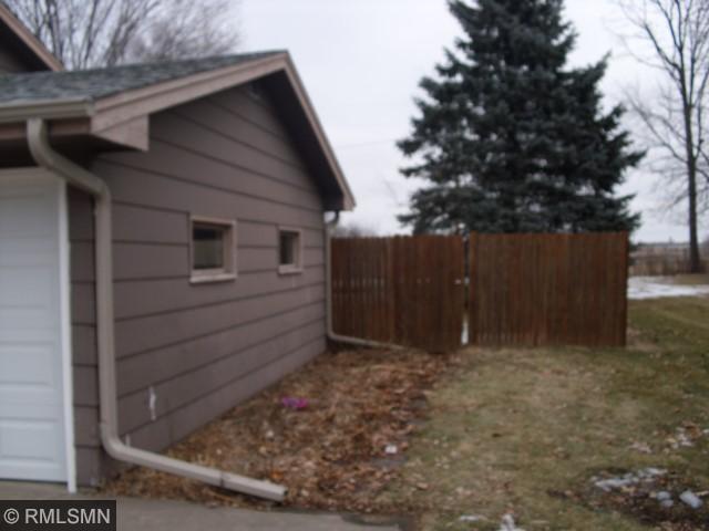 355 2nd Ave NE, Milaca, MN 56353 photo 5