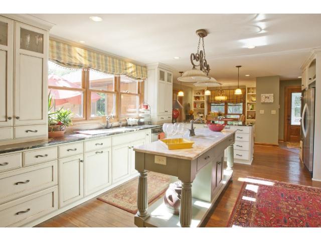 905 Gloria Dr, Saint Cloud, MN 56303 photo 4