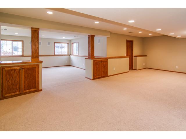 2122 Ormond Dr, Shakopee, MN 55379 photo 13