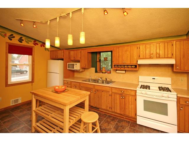 204 Playhouse St E, Cologne, MN 55322 photo 3