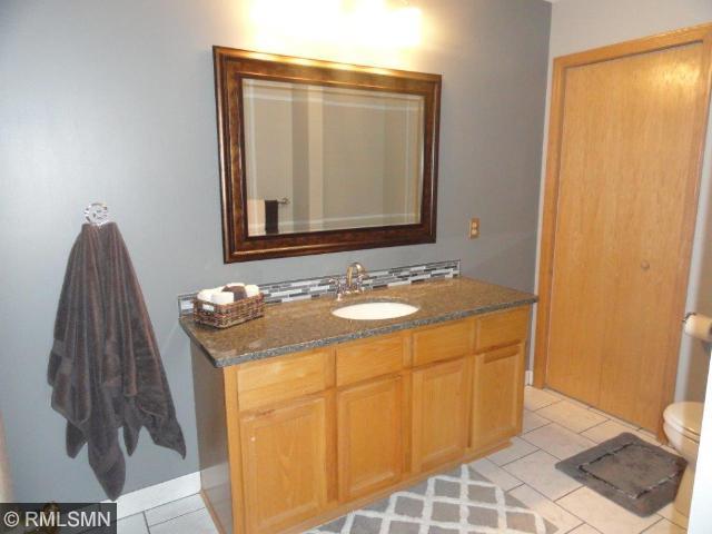 2036 Willow Cir, Hugo, MN 55038 photo 12