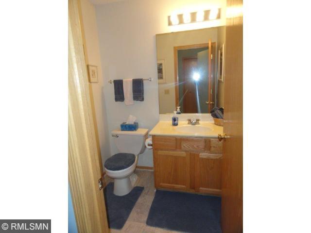 2036 Willow Cir, Hugo, MN 55038 photo 8