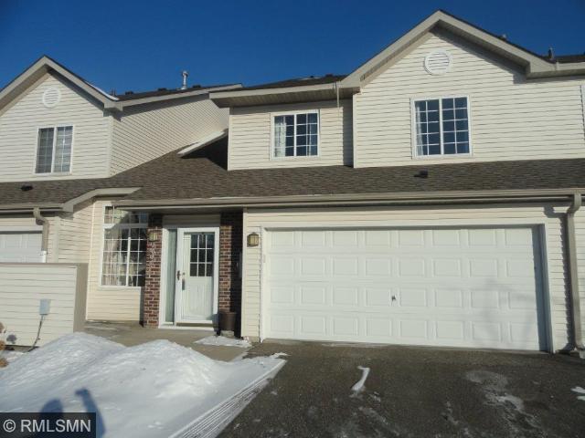 2036 Willow Cir, Hugo, MN 55038 photo 1