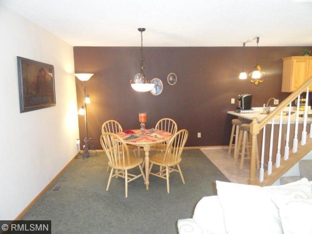 2036 Willow Cir, Hugo, MN 55038 photo 5