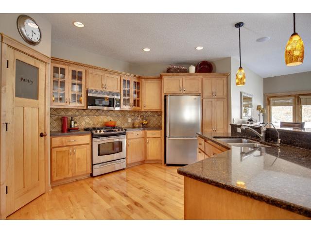 358 Mitchell Rd, Hudson, WI 54016 photo 3