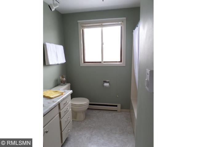 217 9th St, Jordan, MN 55352 photo 5
