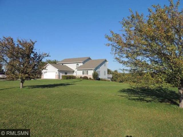 925 220th St, Baldwin, WI 54002 photo 3