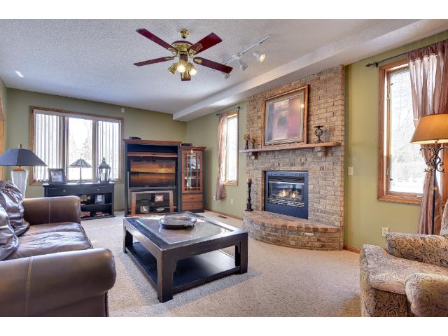 5810 Amy Ln, Maple Plain, MN 55359 photo 5