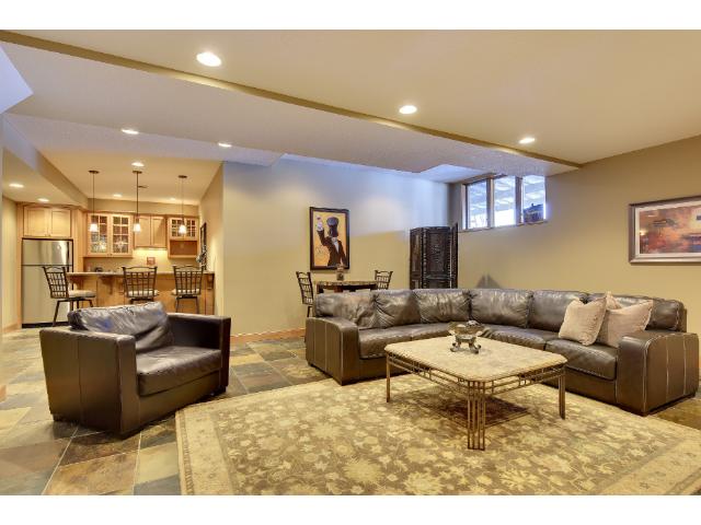 5810 Amy Ln, Maple Plain, MN 55359 photo 12