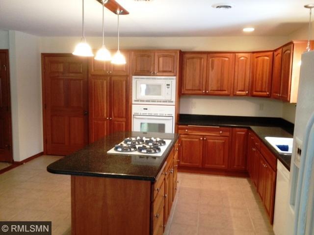 370 Willink Dr, Baldwin, WI 54002 photo 3