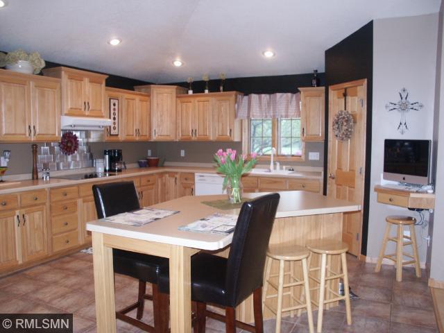 11525 Parkview Dr, Becker, MN 55308 photo 3