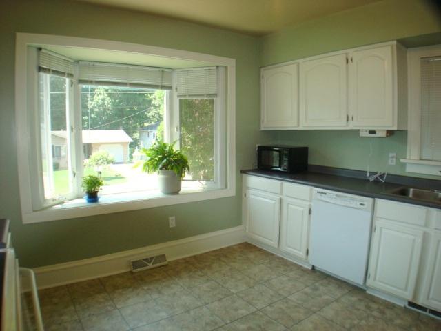 2948 Dickens Ln, Mound, MN 55364 photo 3