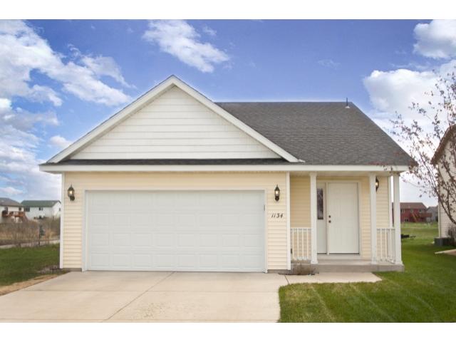 1134 Yellowstone Ave, Saint Cloud, MN 56303 photo 2