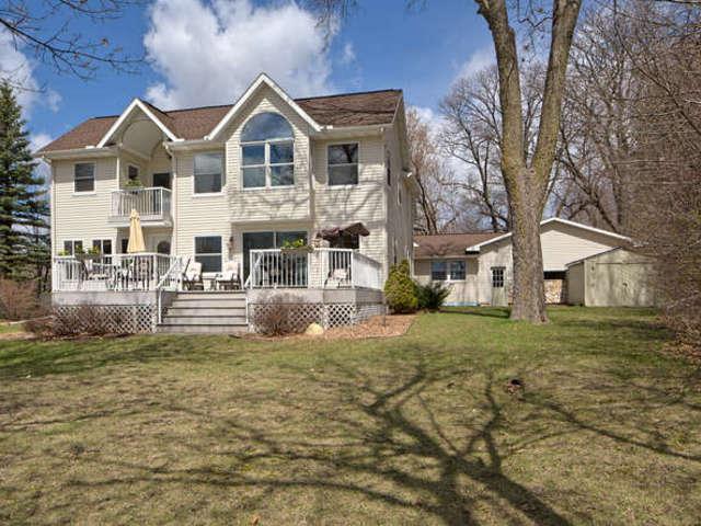 6021 Chestnut Rd, Mound, MN 55364 photo 1