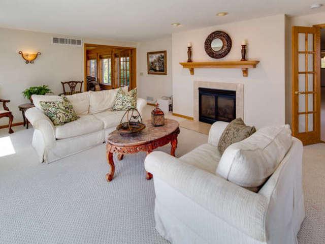 6021 Chestnut Rd, Mound, MN 55364 photo 2