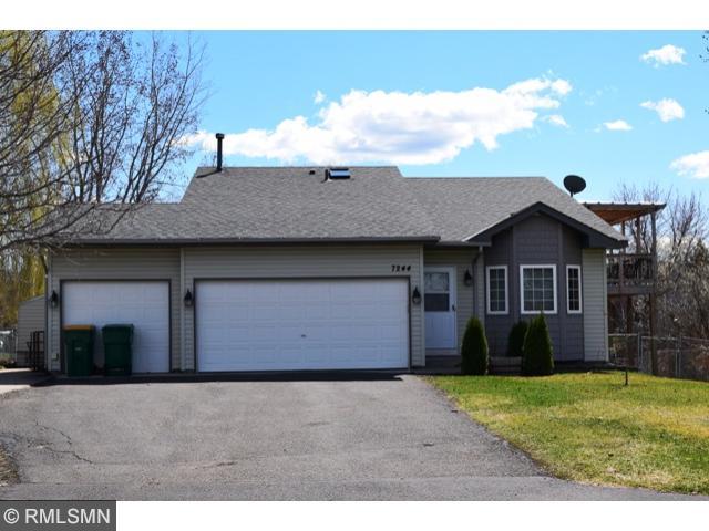 7244 Brian Dr, Hugo, MN 55038 photo 1