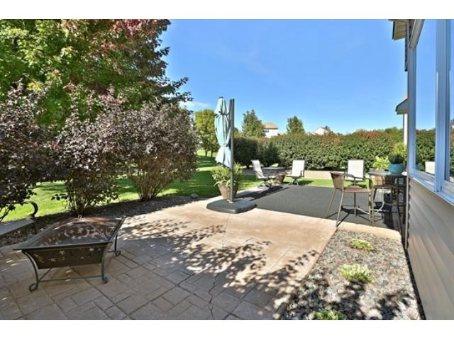 9612 Coneflower Cir, Champlin, MN 55316 photo 3