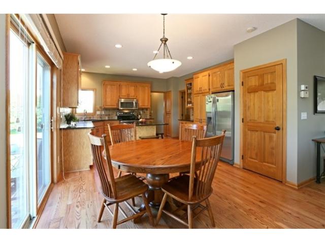 9612 Coneflower Cir, Champlin, MN 55316 photo 6