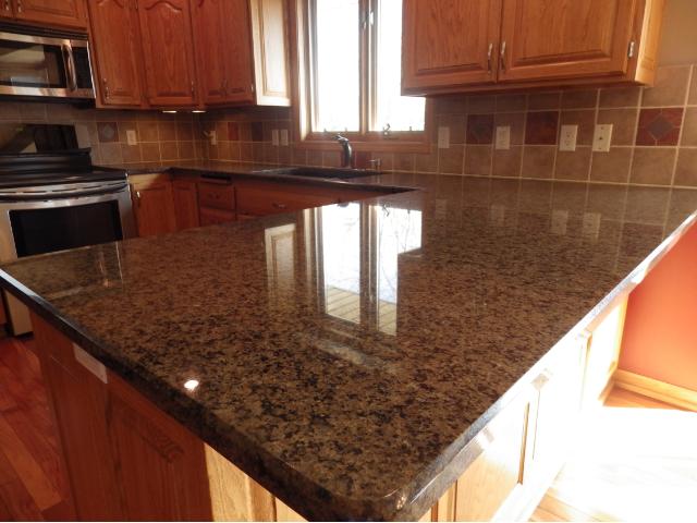1402 W Oakes Dr, Saint Cloud, MN 56303 photo 3