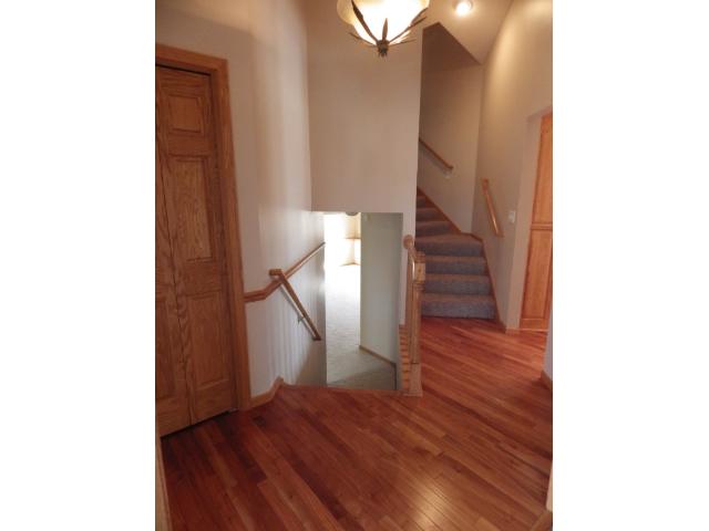 1402 W Oakes Dr, Saint Cloud, MN 56303 photo 5