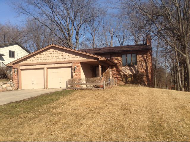 3024 Highview Ln, Mound, MN 55364 photo 1