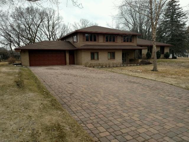 724 S Park Pl, Saint Cloud, MN 56301 photo 1