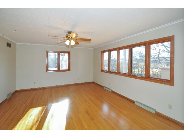 724 S Park Pl, Saint Cloud, MN 56301 photo 9