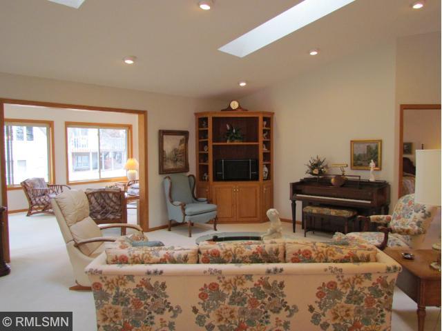 623 Jenisa Dr, Saint Cloud, MN 56301 photo 3