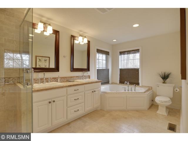 18975 James Ave, Wayzata, MN 55391 photo 11